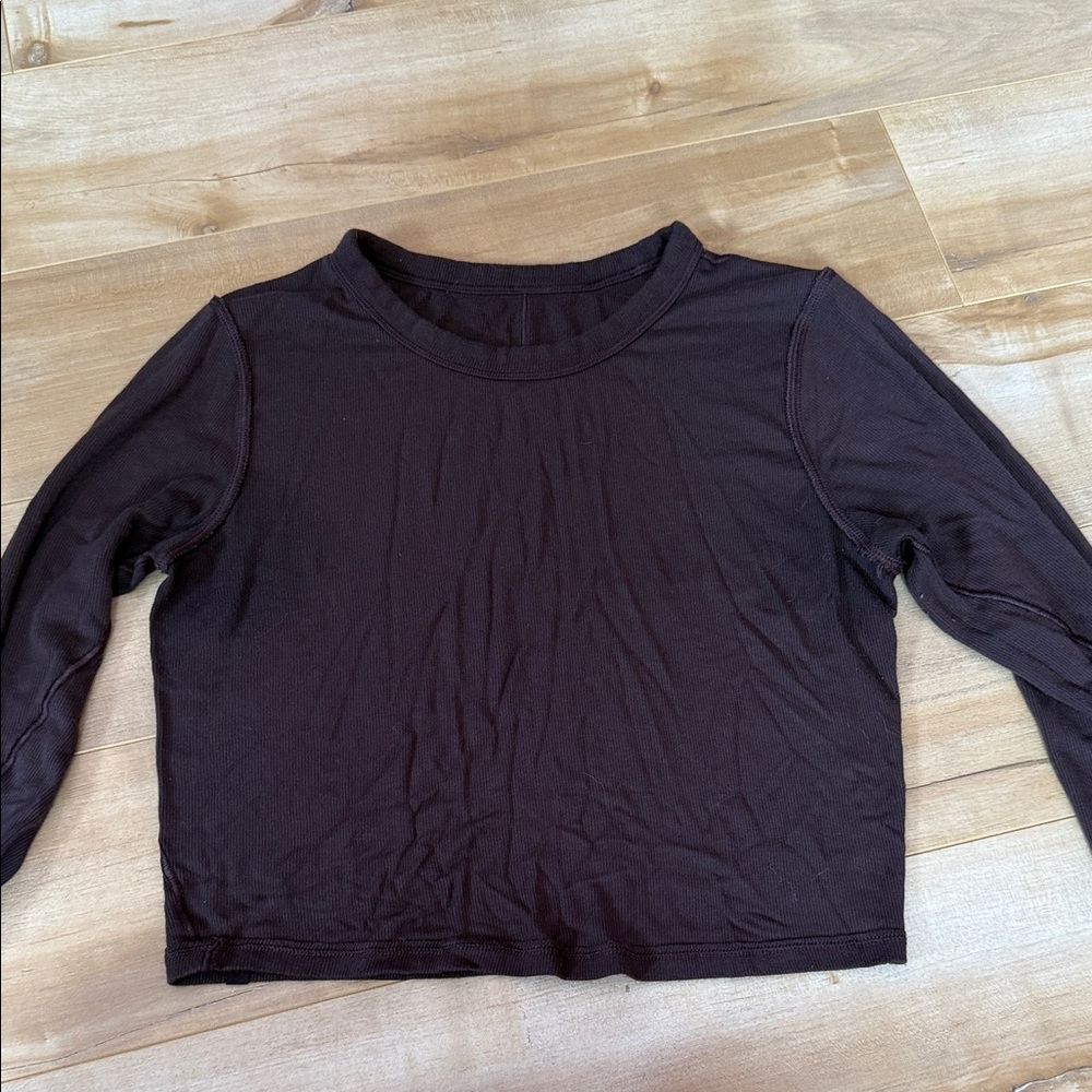 Lulu Lemon ribbed cropped Long Sleeve Women's Top